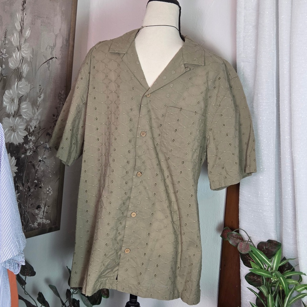 Lucky Brand Men's Olive‎ Green Eyelet Embroidered Camp Button Up Shirt Size M